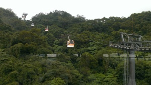 Cable car ridefrom Taipei Zoo station to Maokong station